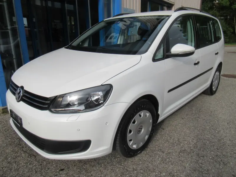 VW TOURAN MODELL 2011-