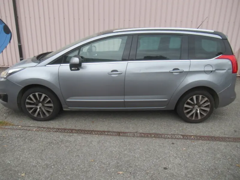 PEUGEOT 5008 II 7PL.