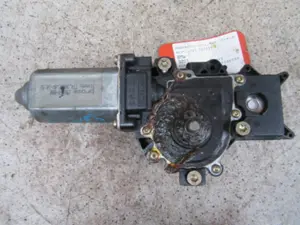 Fensterheber vorne links