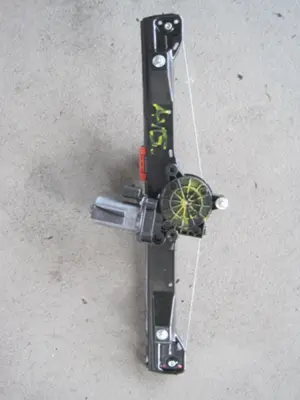 Fensterheber vorne links