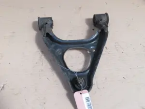 Bras de suspension avant gauche