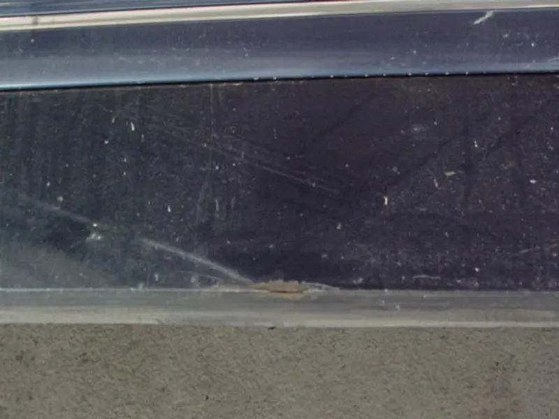 Porte avant gauche