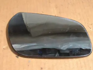 Glace rétroviseur droite