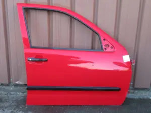 Türe rechts (2/3-türig)