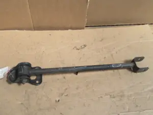 Querlenker hinten rechts