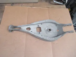 Querlenker hinten rechts