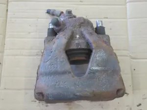 Bremszange vorne rechts