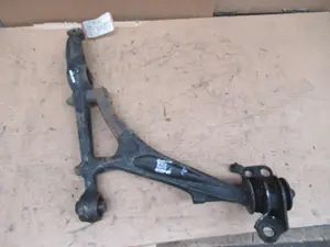 Bras de suspension avant gauche