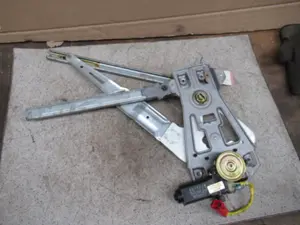 Fensterheber hinten links