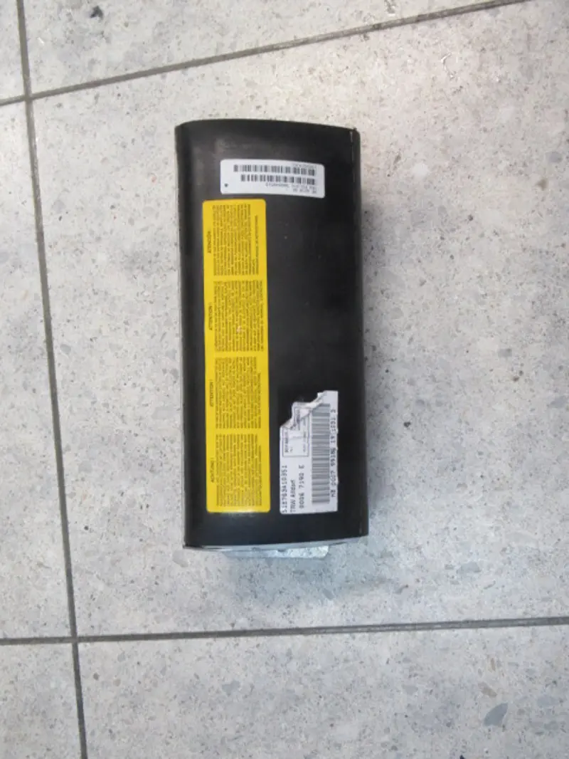 Airbag avant droit