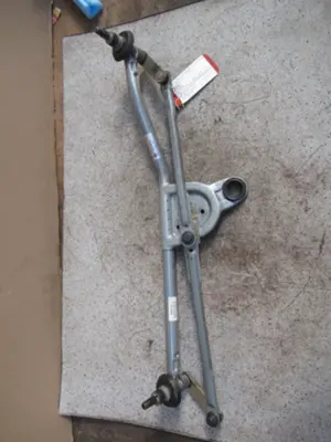 Wischergestänge vorne