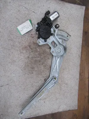 Fensterheber vorne links