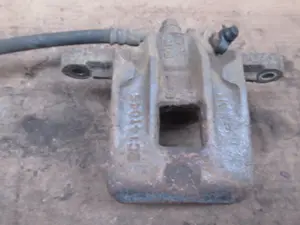 Bremszange hinten links