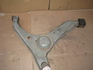 Bras de suspension arrière droit