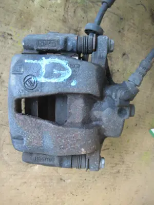 Bremszange vorne rechts