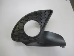 Grille pare-chocs avant