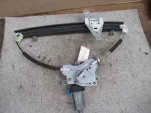 Fensterheber vorne links