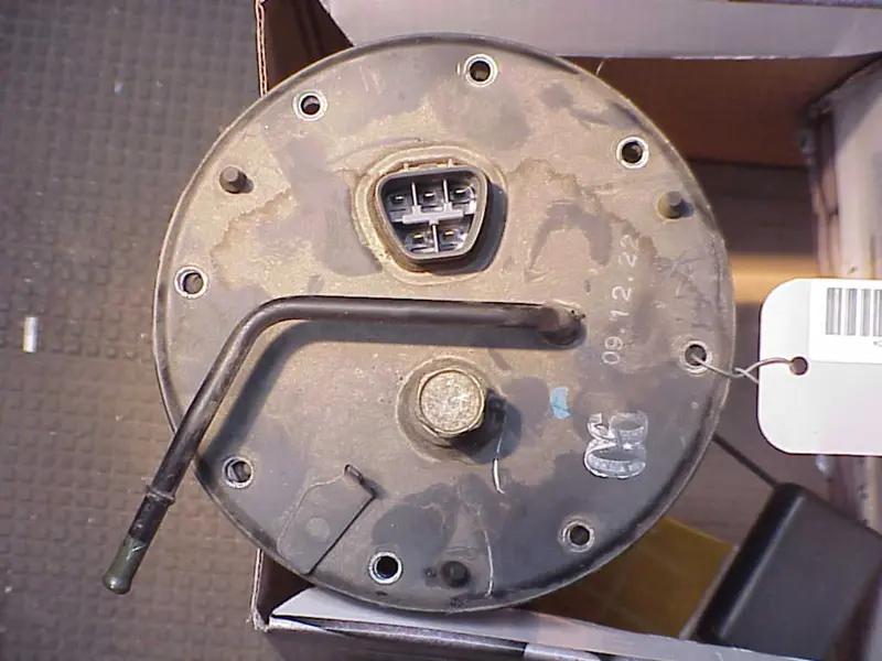 Pompe à essence électrique