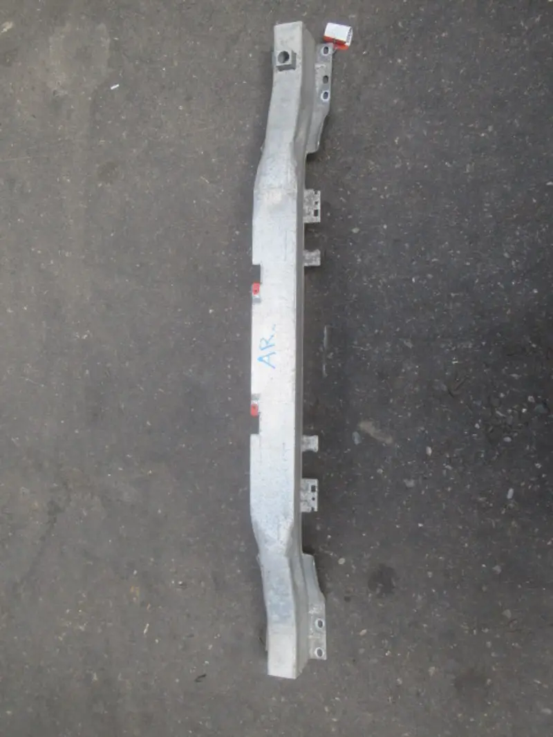 Stossstangenhalter hinten