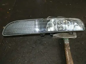 Nebellampe vorne links
