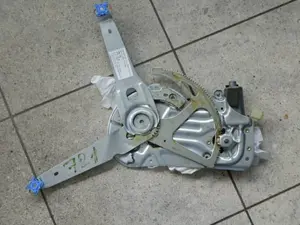 Fensterheber vorne links