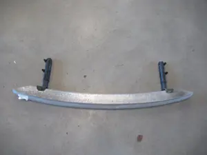 Stossstangenhalter hinten