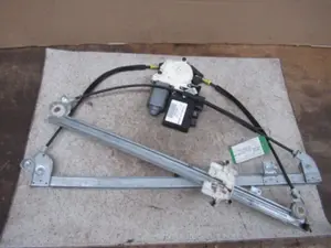 Fensterheber vorne links