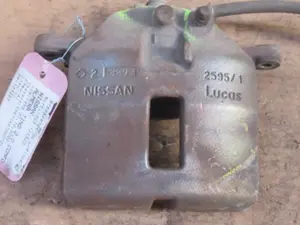 Bremszange vorne links