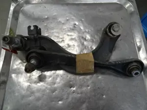 Querlenker hinten rechts