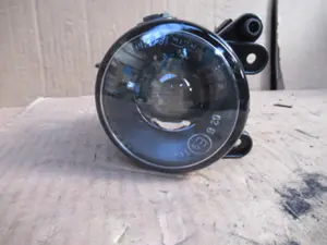 Nebellampe vorne links