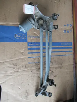 Wischermotor vorne