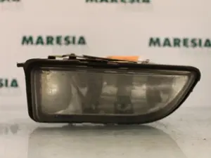 Feu antibrouillard avant gauche