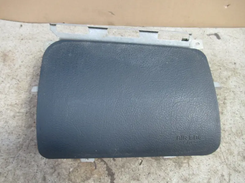 Airbag avant droit