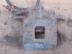 Bremszange vorne rechts