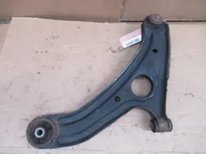 Bras de suspension avant droit