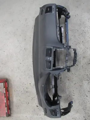 Armaturenbrett Airbag