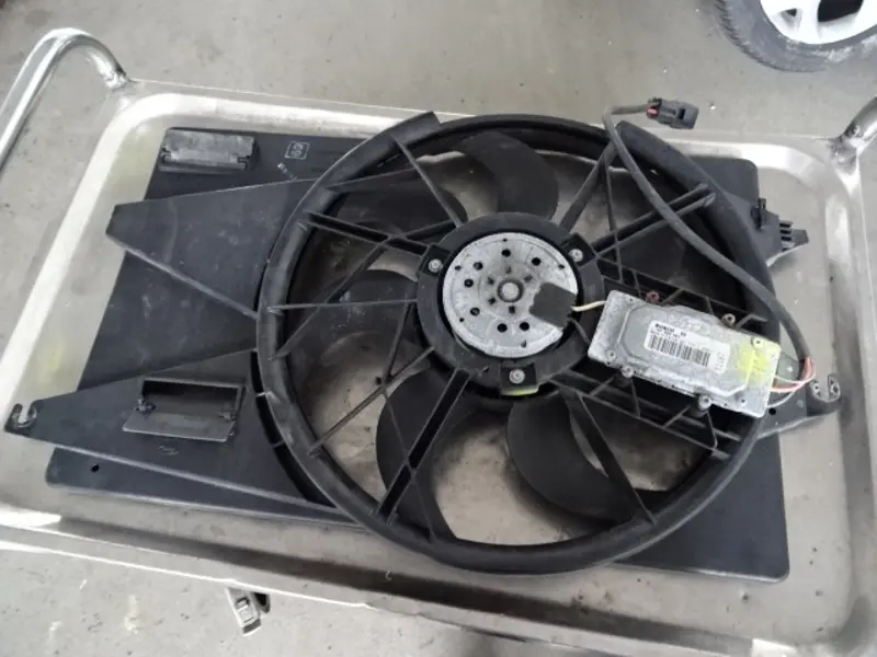 Ventilateur de radiateur électrique