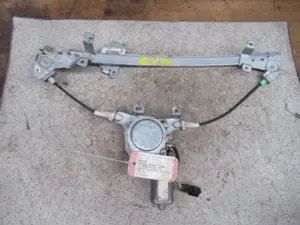 Fensterheber vorne links