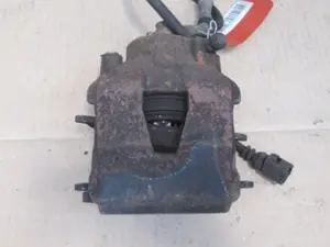 Bremszange vorne links