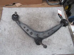 Querlenker vorne rechts