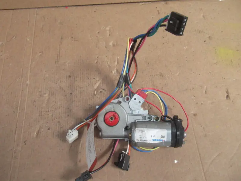 Moteur toit ouvrant / Capote