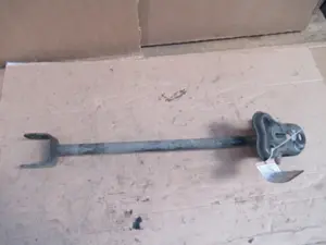 Querlenker hinten rechts