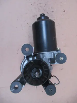 Wischermotor vorne