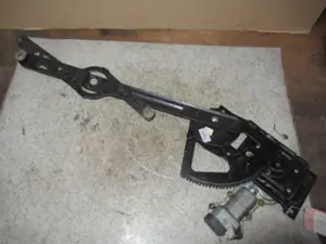 Fensterheber vorne links