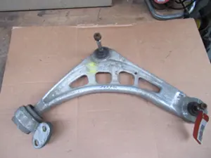 Querlenker vorne rechts