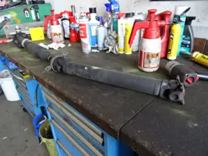 Kardanwelle / Zentralwelle