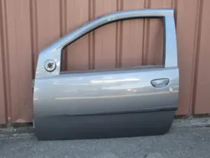 Türe links (2/3-türig)