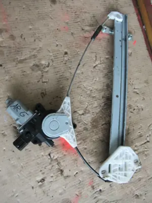 Fensterheber hinten links