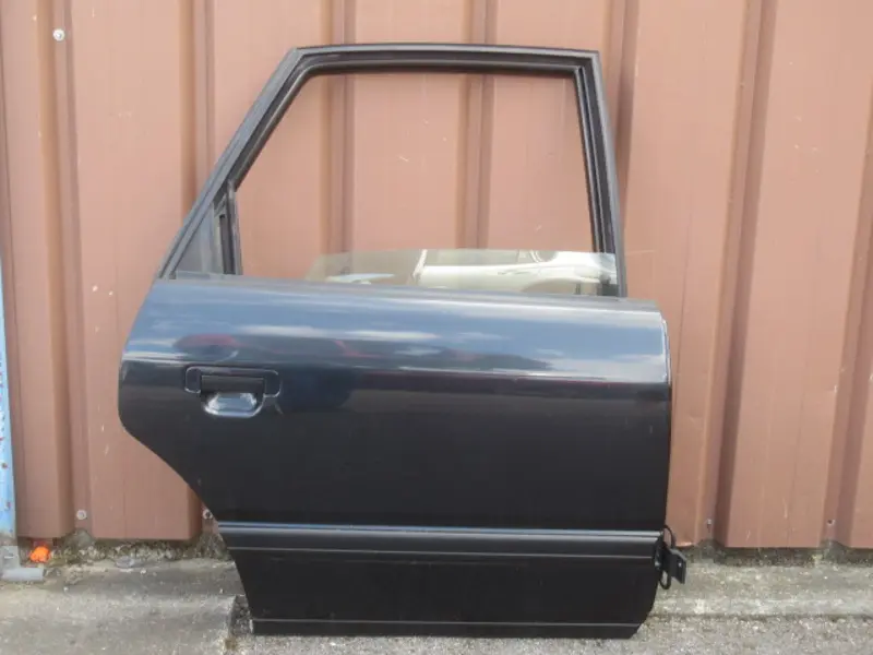 Porte arrière droite