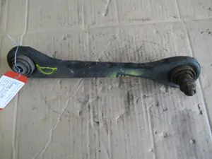 Bras de suspension arrière droit